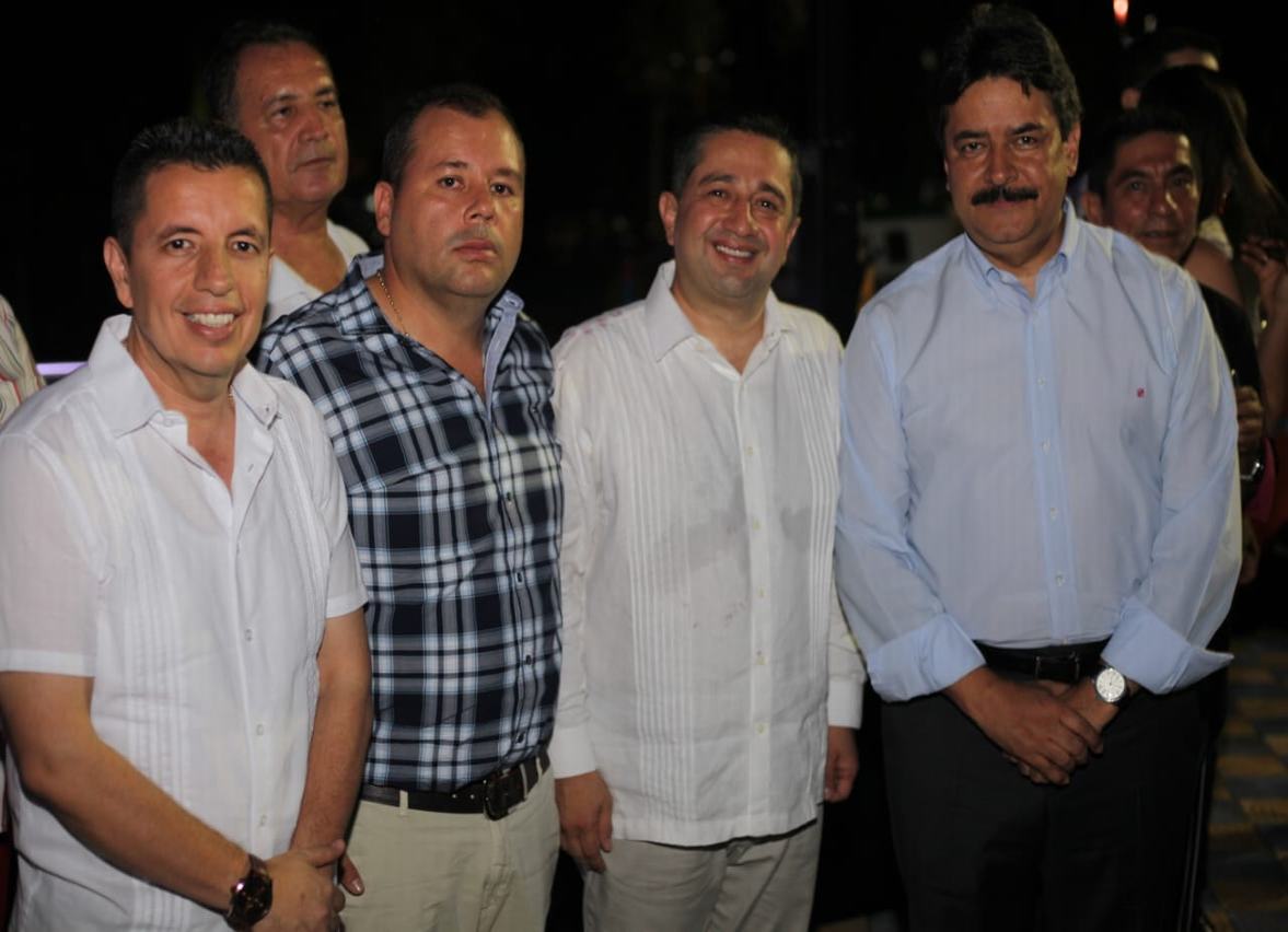 El alcalde del municipio de La Plata, Armando Ricardo Castillo, alcalde de La Argentina, Edwin Barajas Hernández, Representante a la Cámara Julio César Triana y el Gobernador, Carlos Julio González Villa.